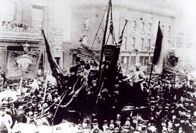 Sciopero dei portuali di Londra, 1889 da English Photographer
